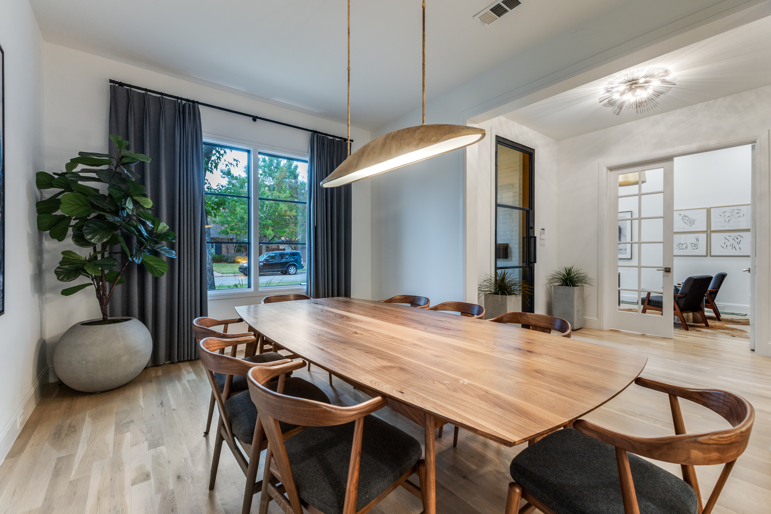 4042 Dunhaven Road Dallas, TX 75220 - Photo 3 of 34 a dining room with furniture and window