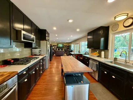 $1,695,000 | 722 Sutro Avenue, Novato, CA 94947