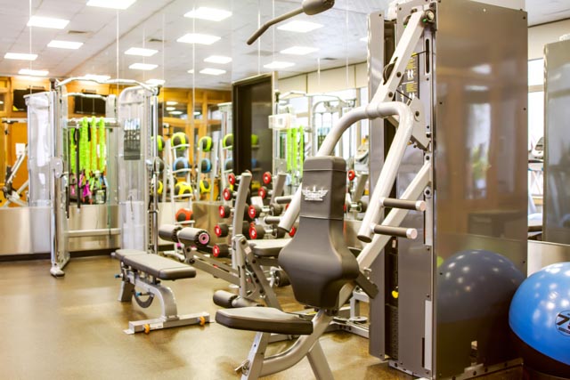 35 West 33rd Street, Unit 16F Manhattan, NY 10001 - Photo 14 of 34 a view of a room with gym equipment