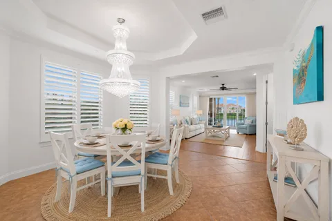 $885,000 | 6 Academy Way, Unit 221, St. Petersburg, FL 33711