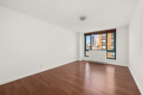 $6,490 | 1 Irving Place, Unit U22A | Gramercy