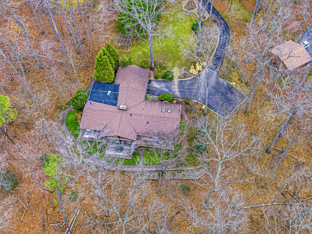 Hunter Station Road Vienna, VA 22181 - Photo 6 of 13 a view of a yard
