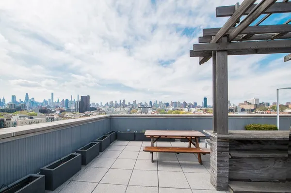 $3,250 | 30-50 21st Street, Unit 6Y | Astoria