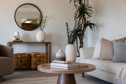 $1,550,000 | 387 1/2 Ocean View Avenue, Encinitas, CA 92024