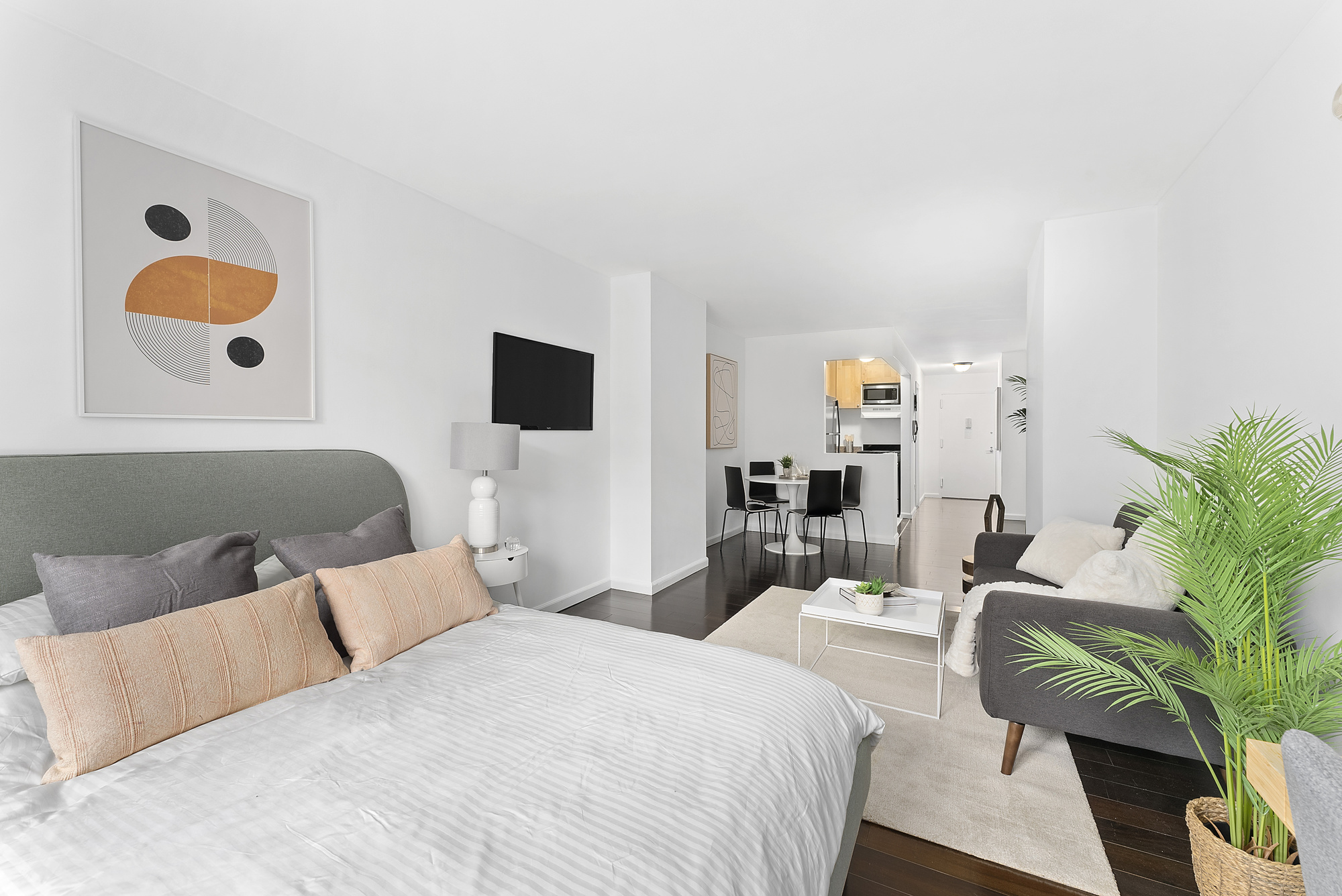 222 West 14th Street, Unit 3J Manhattan, NY 10011 - Photo 3 of 10