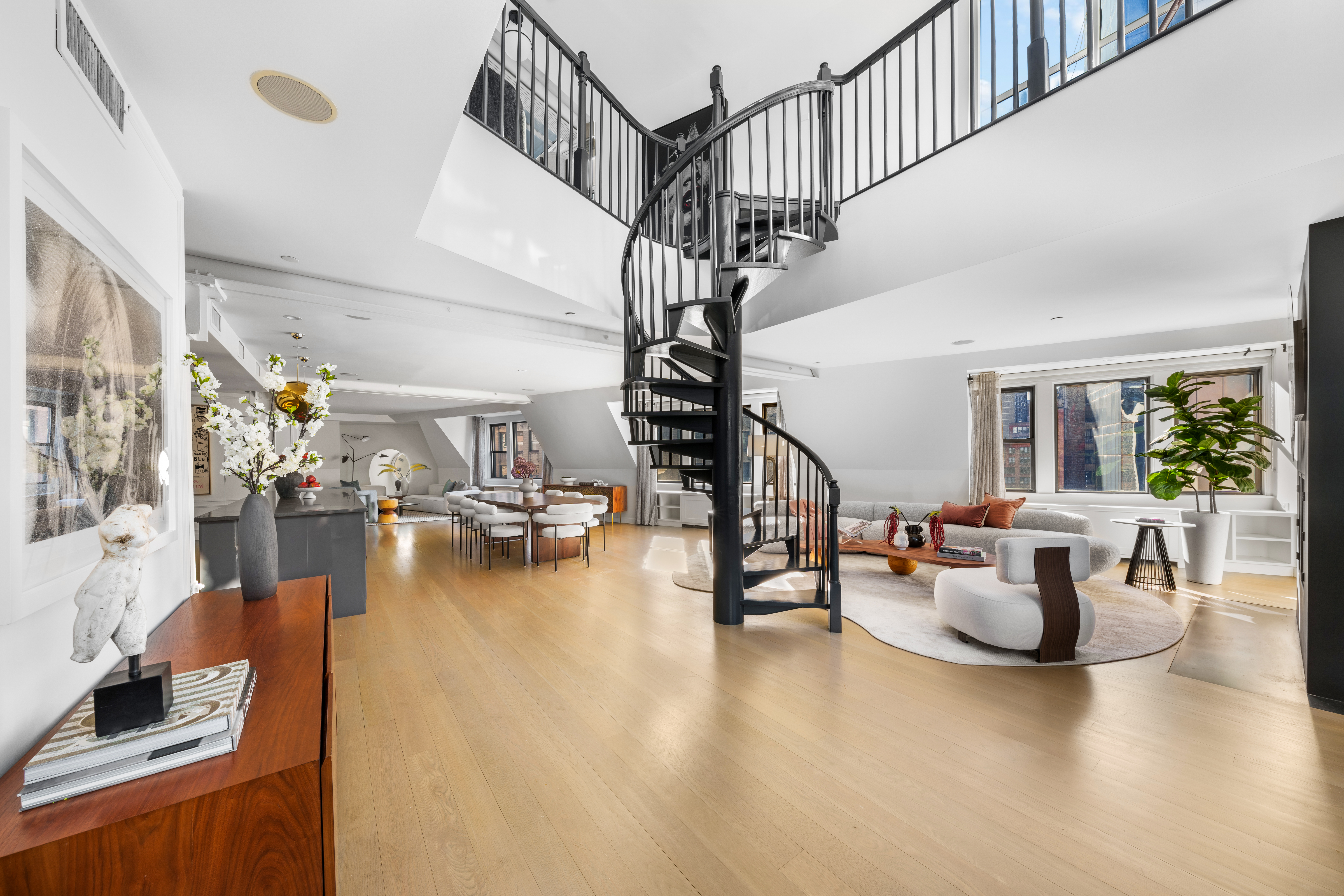 1200 Broadway, Unit PH89 Manhattan, NY 10001 - Photo 8 of 47 a view of entryway and livingroom