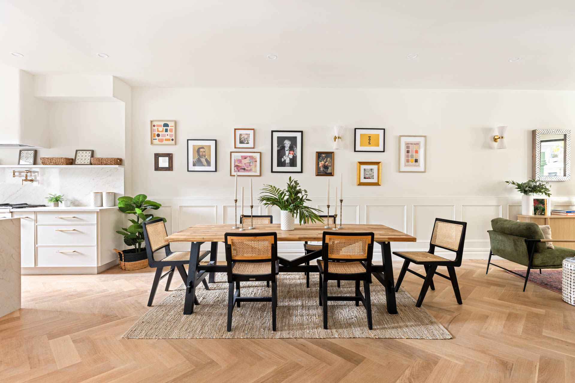 175 St James Place Brooklyn, NY 11238 - Photo 2 of 23 a view of a dining room with furniture