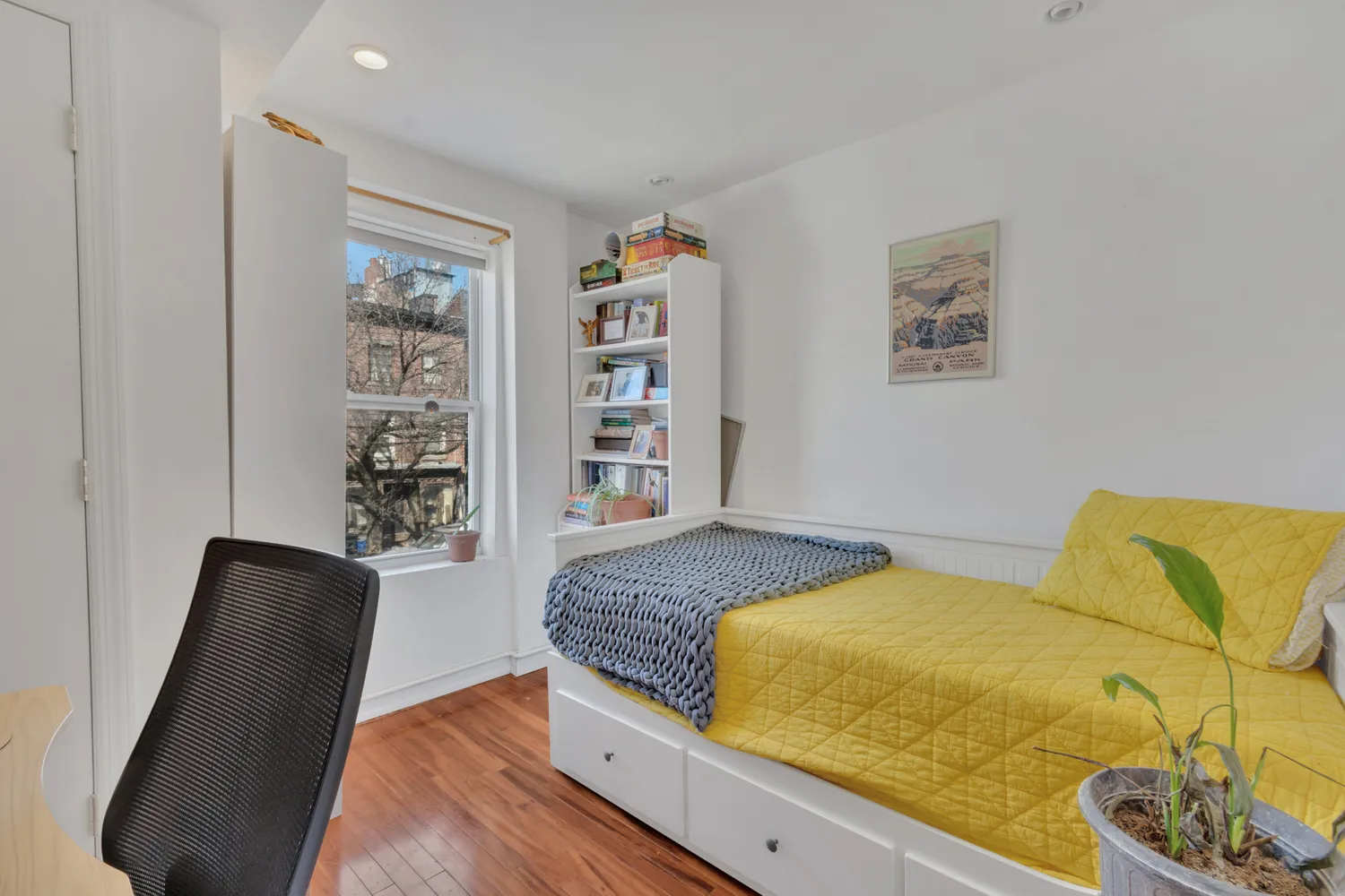 $2,600,000 | 361 Van Brunt Street | Red Hook