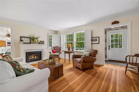 $1,195,000 | 20600 Carson Road, Deephaven, MN 55331