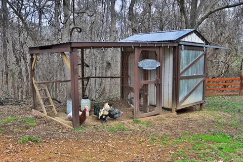 $470,000 | 1660 Leatherwood Road, White Bluff, TN 37187