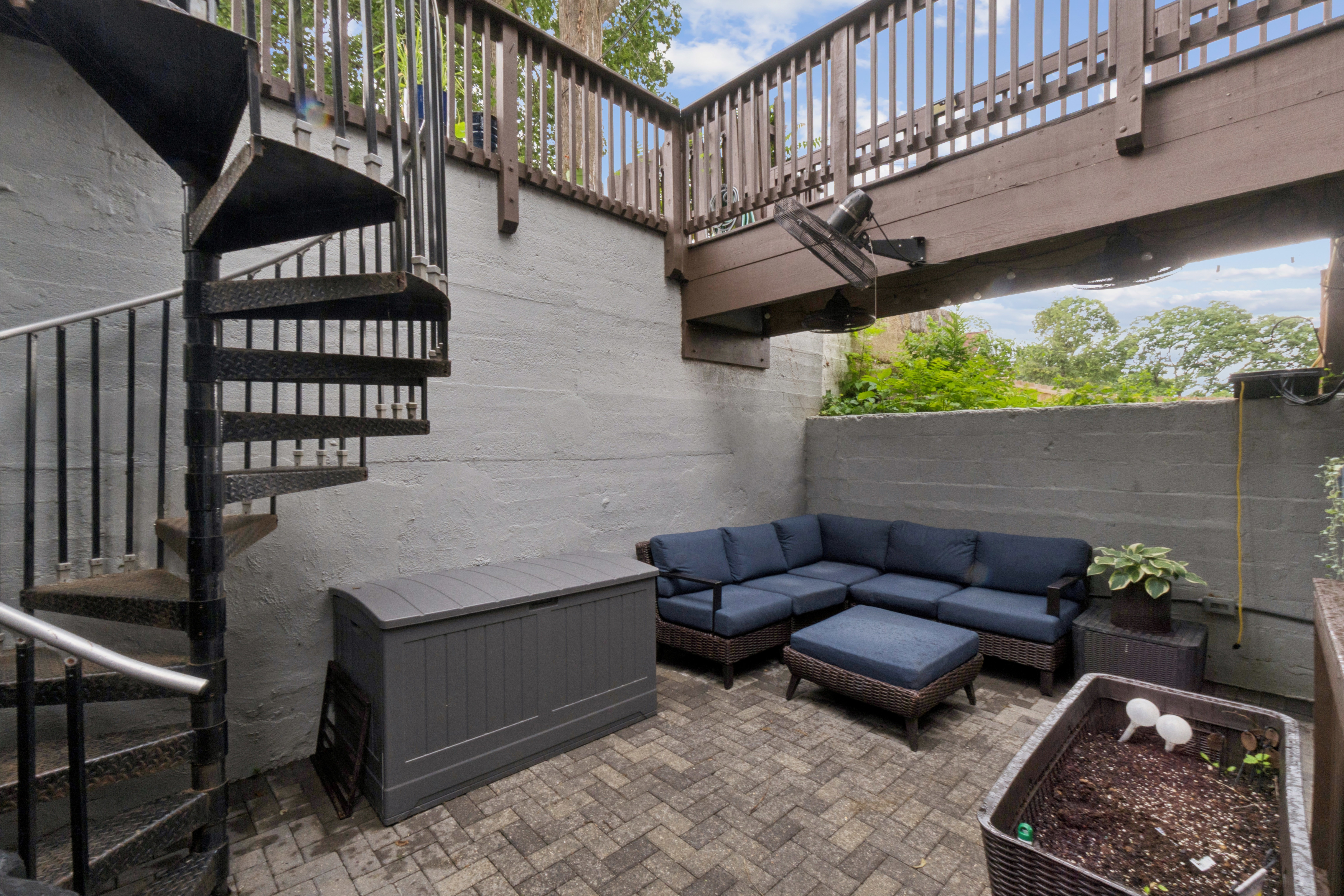 1682 Irving Street Northwest, Unit 2 Washington, DC 20010 - Photo 25 of 31