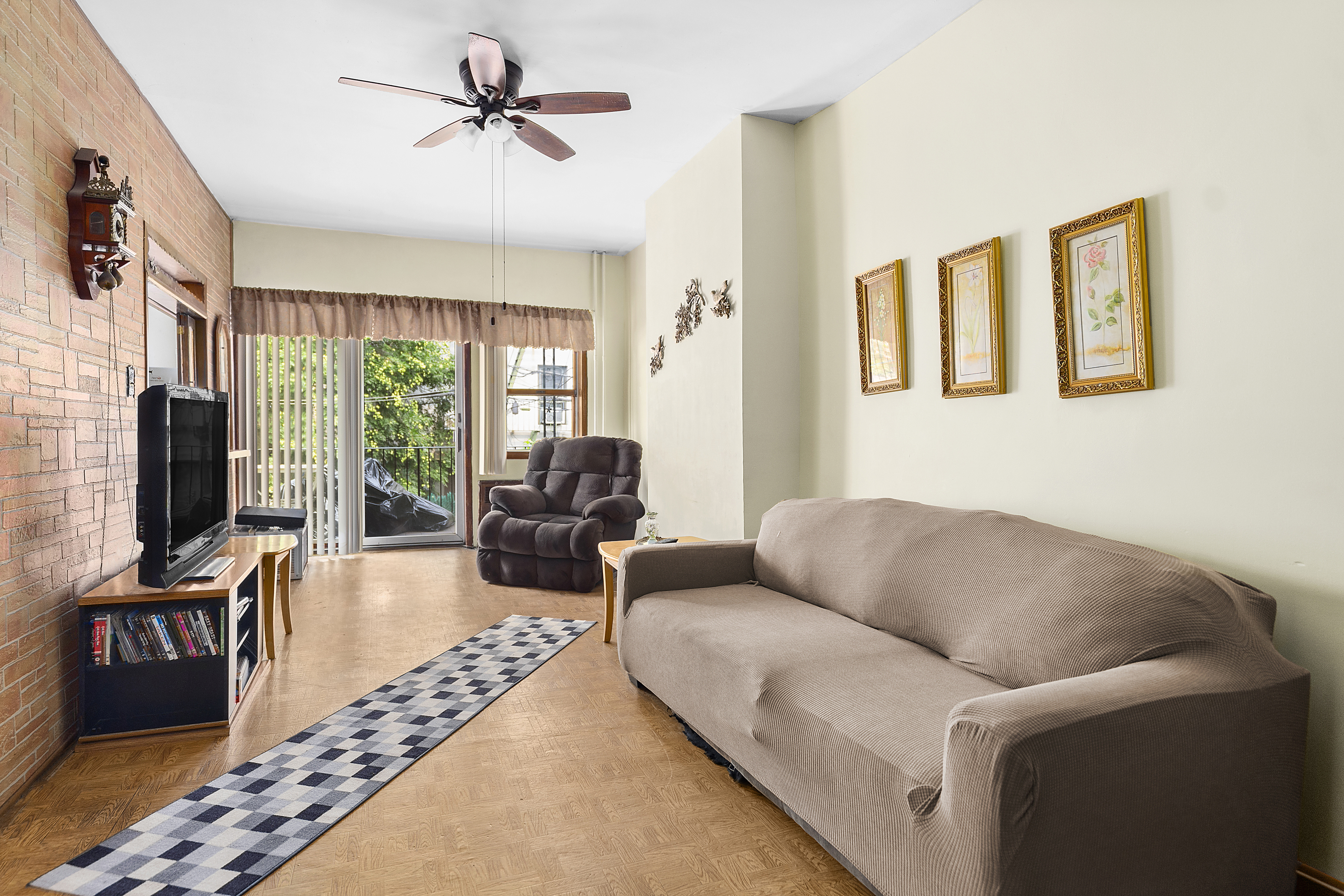 690 Humboldt Street Brooklyn, NY 11222 - Photo 5 of 7