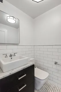 $2,099,000 | 400 East 70th Street, Unit 3005 | Lenox Hill