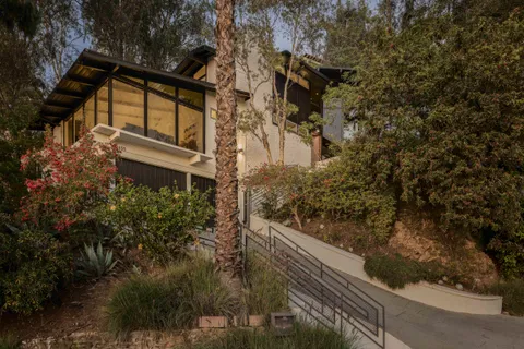 $2,825,000 | 2055 North Gramercy Place, Los Angeles, CA 90068