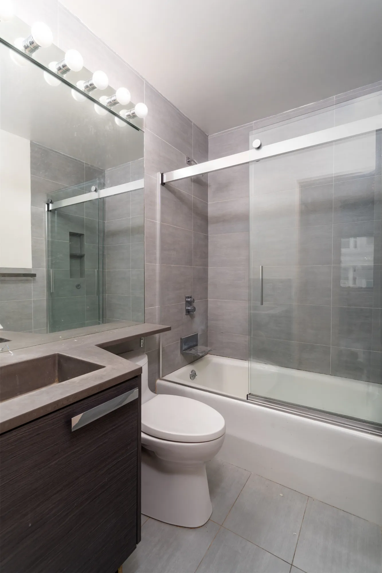 250 West 90th Street, Unit 12G Manhattan, NY 10024 - Photo 10 of 19