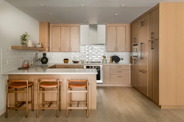 $2,089,000 | 928 Croft Avenue, Unit 303, Los Angeles, CA 90069