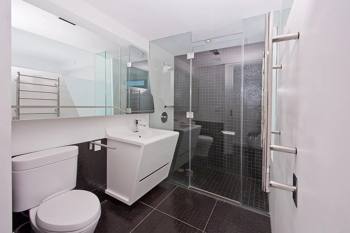 123 Washington Street, Unit 44H Manhattan, NY 10006 - Photo 4 of 6 Gallery Image 4