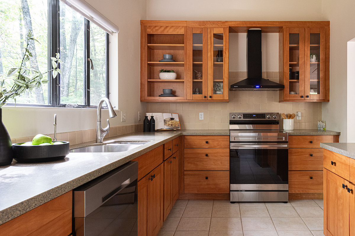 5 Gould Road Lexington, MA 02420 - Photo 9 of 26 Gallery Image 9