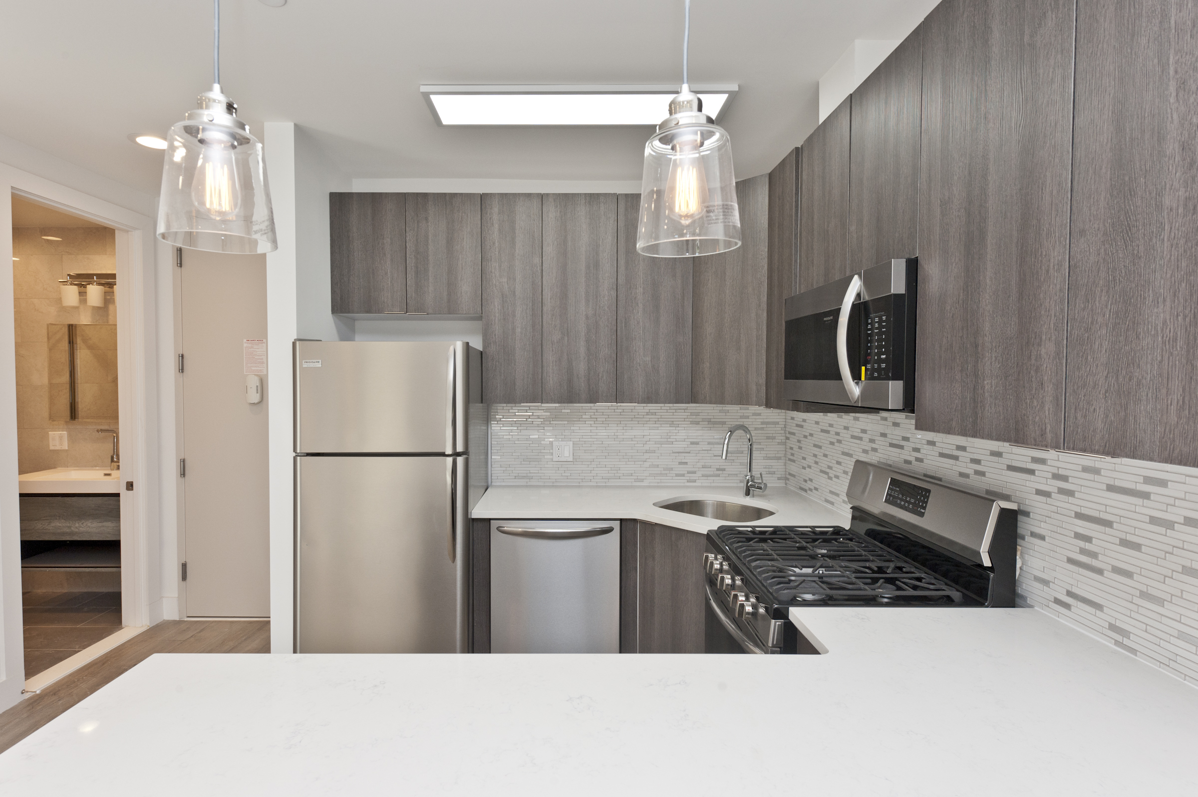 25-35 18th Street, Unit 2A Queens, NY 11102 - Photo 5 of 9