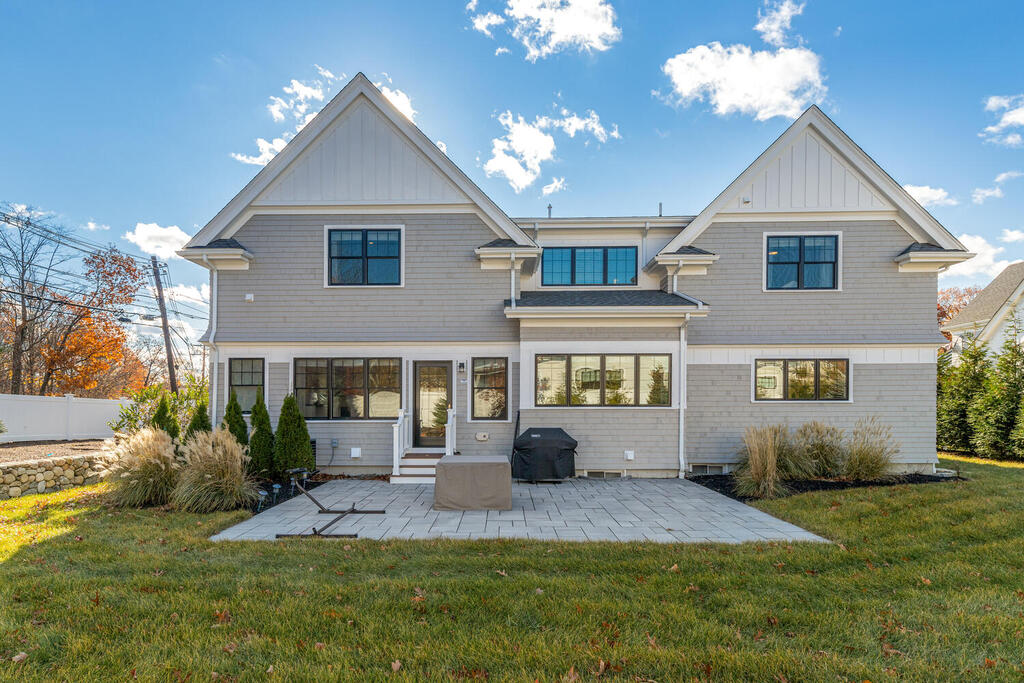 64 Valley View Road Waltham, MA 02452 - Photo 41 of 49