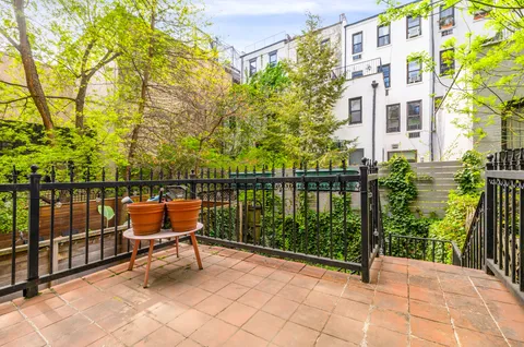 a building outdoor space with outdoor seating
