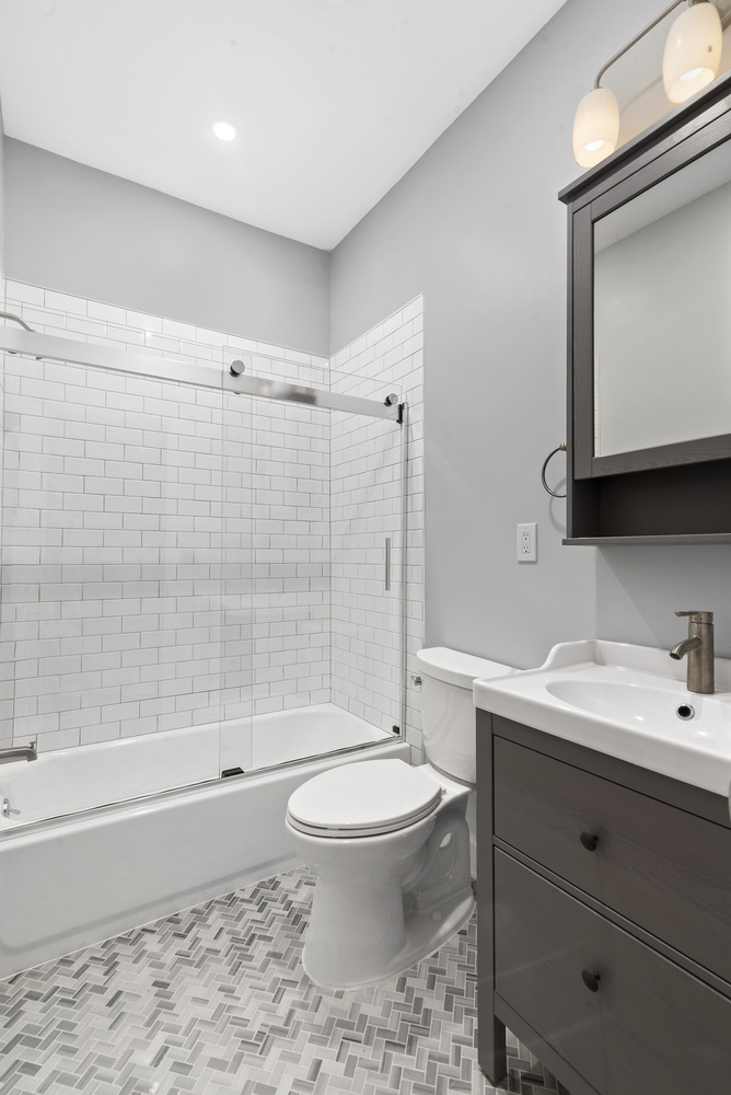 1422 St Lawrence Avenue Bronx, NY 10460 - Photo 6 of 9