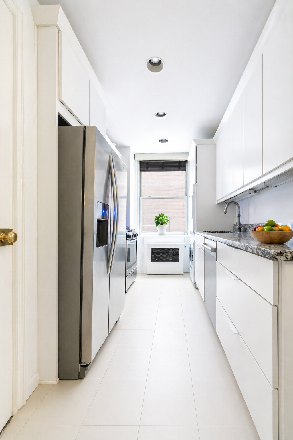 50 East 72nd Street, Unit 9B Manhattan, NY 10021 - Photo 2 of 8