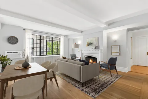 $1,350,000 | 444 East 52nd Street, Unit 3C | Midtown East