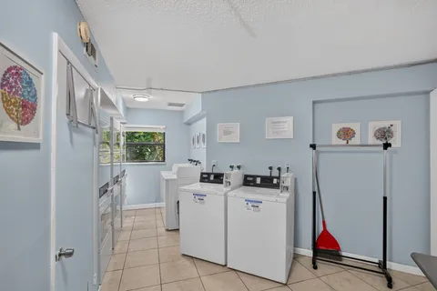 $190,000 | 1901 North Andrews Avenue, Unit 100, Wilton Manors, FL 33311
