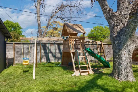 $1,350,000 | Address Upon Request, Austin, TX 78757