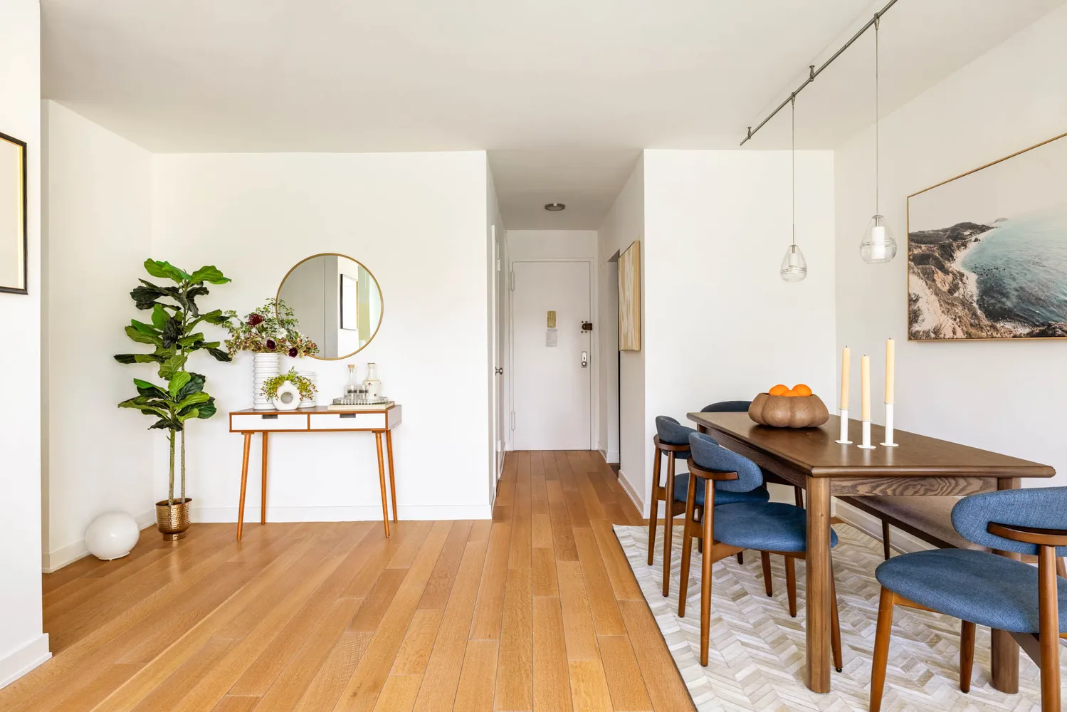 $850,000 | 165 West End Avenue, Unit 28J | Upper West Side