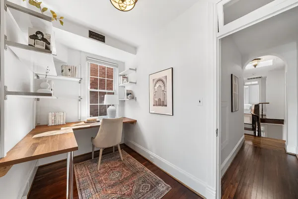 Contact Agent | 1515 T Street Northwest, Washington, DC 20009