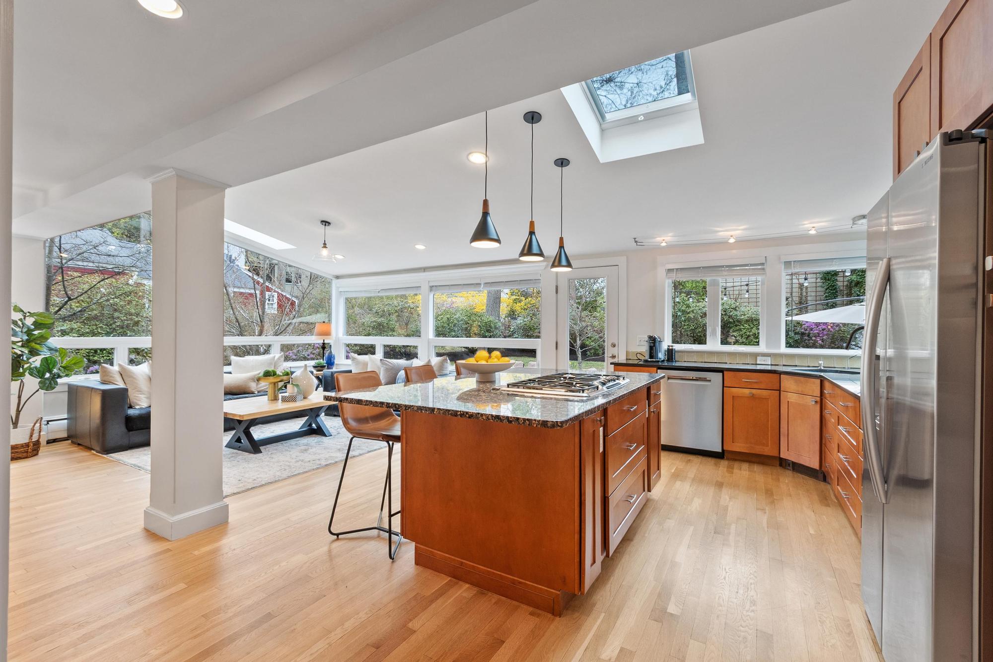 31 Woodland Road Lexington, MA 02420 - Photo 10 of 44