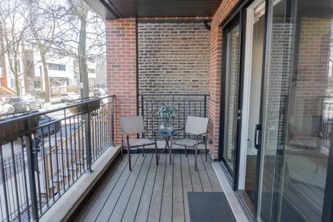 $960,000 | 940 North Wolcott Avenue, Unit 1, Chicago, IL 60622