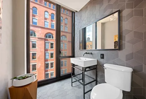 $5,550,000 | 100 Barrow Street, Unit 9A | West Village