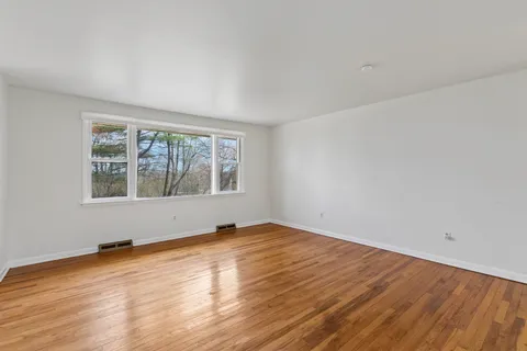 $575,000 | 314 Midfield Drive, Ambler, PA 19002