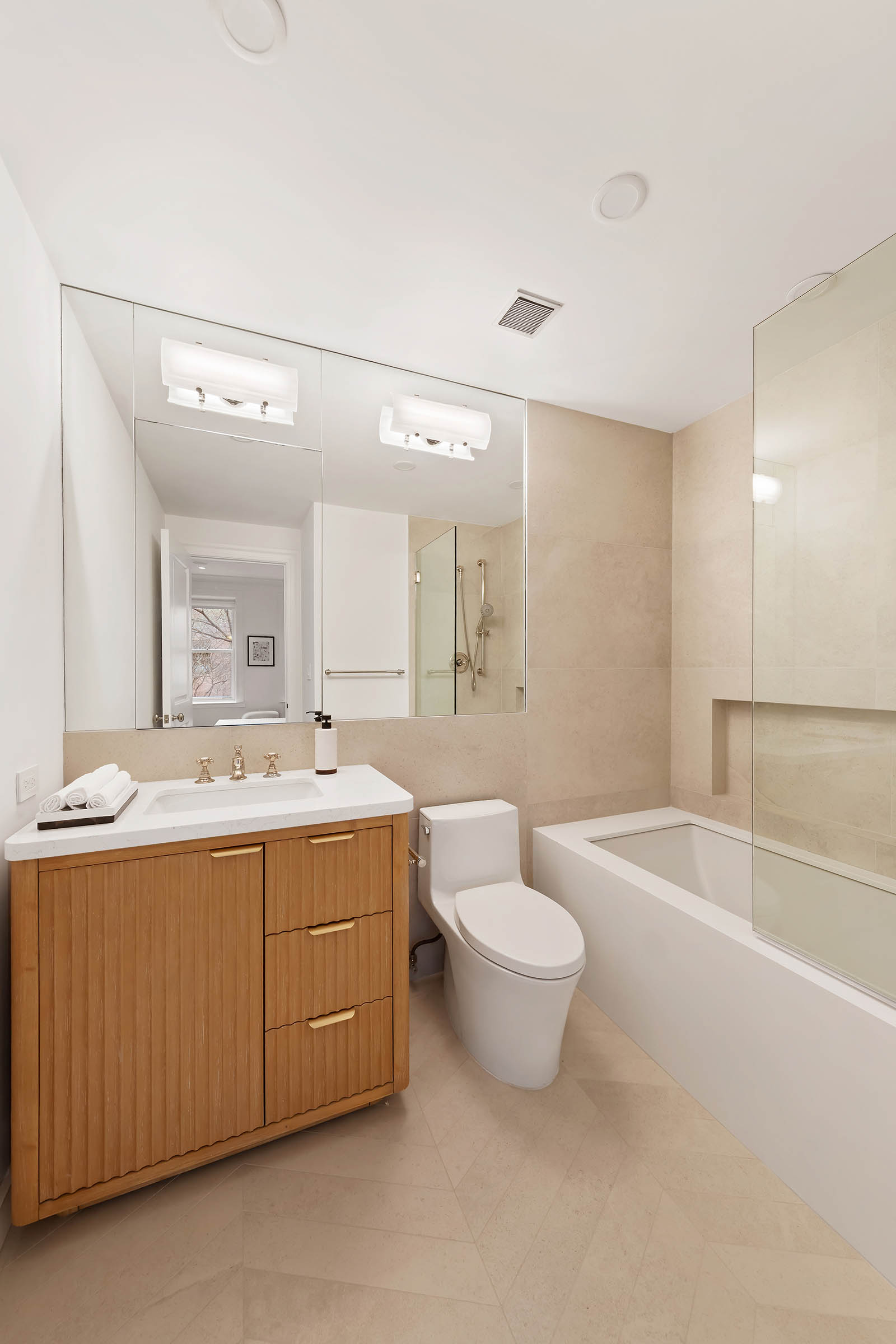 9 West 84th Street Manhattan, NY 10024 - Photo 11 of 31