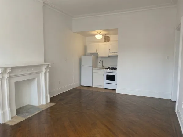 $3,400 | 771 Carroll Street, Unit 4F | Park Slope