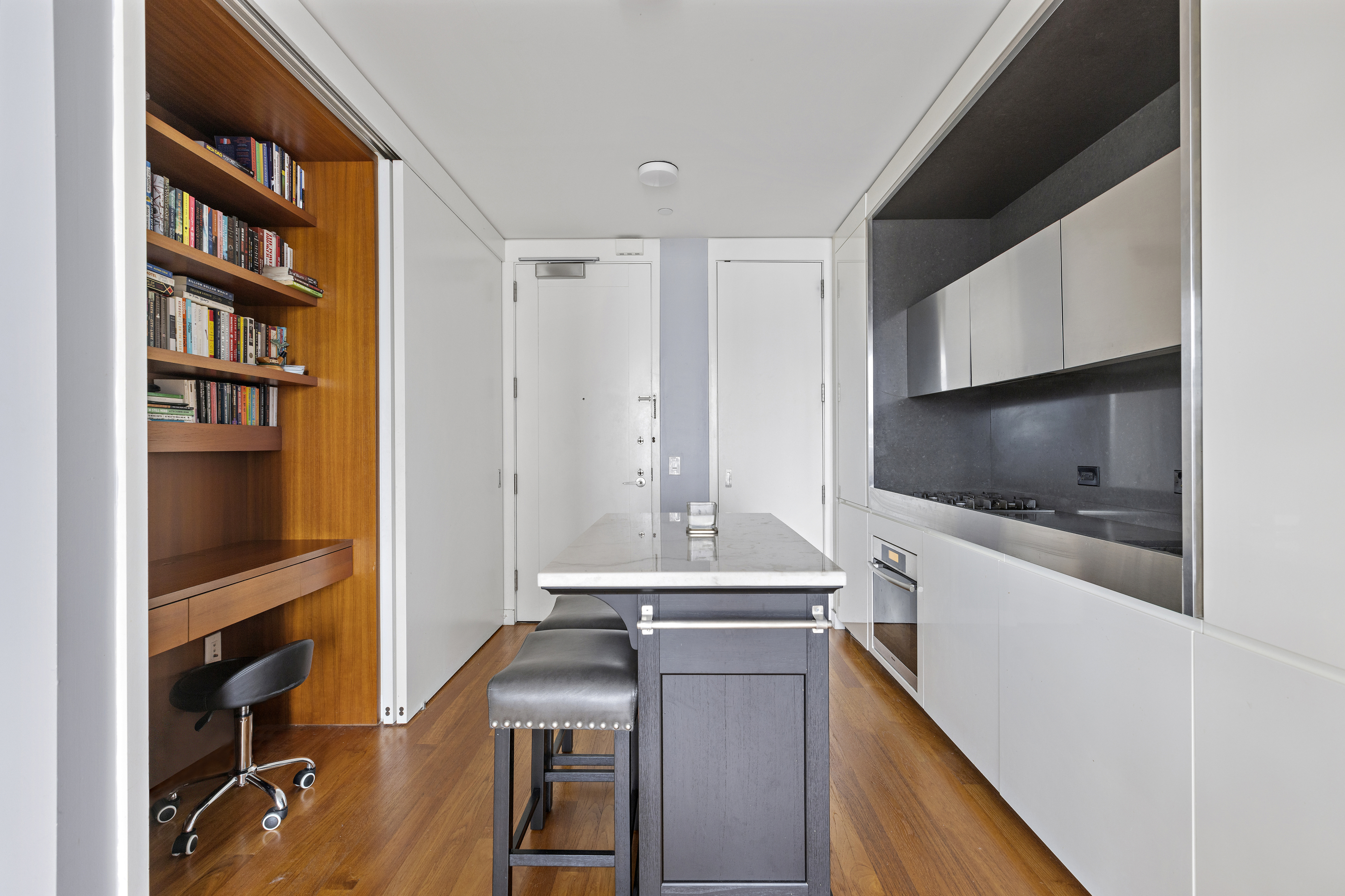 15 William Street, Unit 41C Manhattan, NY 10005 - Photo 2 of 16