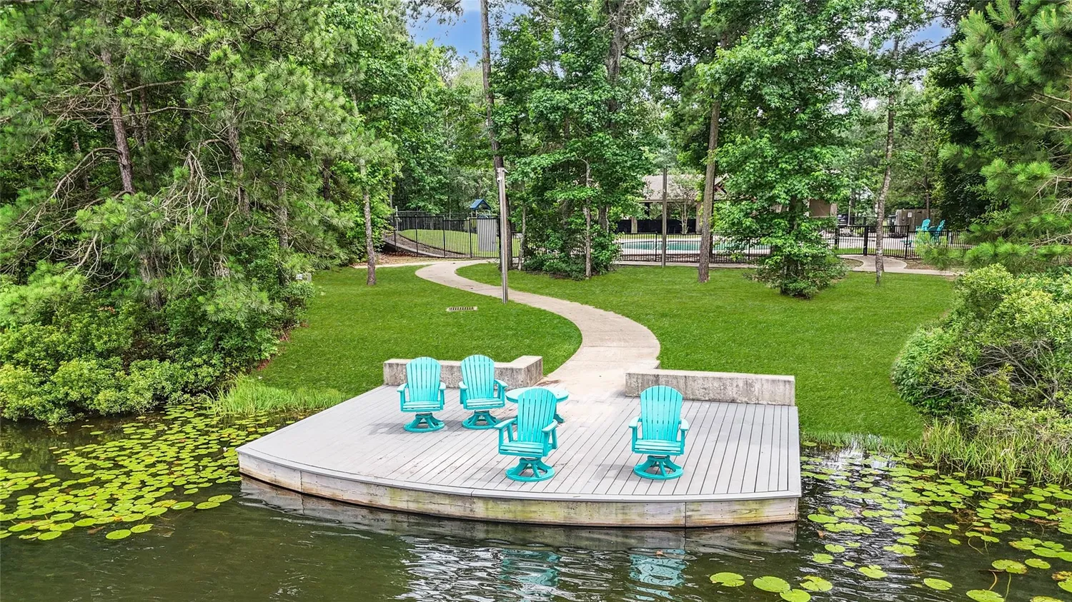 $887,500 | 29001 Colin Court, Waller, TX 77484