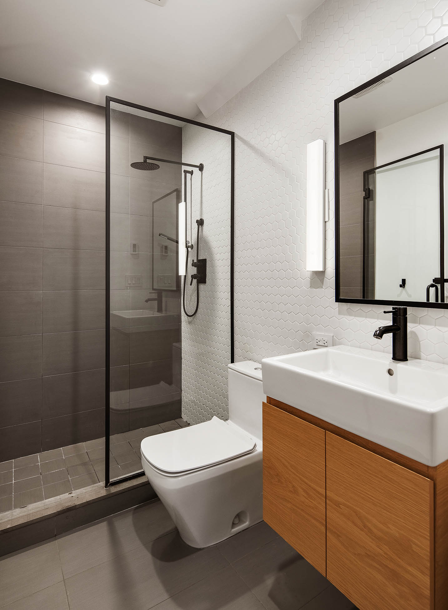 102 West 118th Street, Unit 1 Manhattan, NY 10026 - Photo 12 of 14