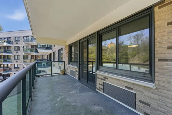 $370,000 | 609 West South Orange Avenue, Unit 4U, South Orange, NJ 07079