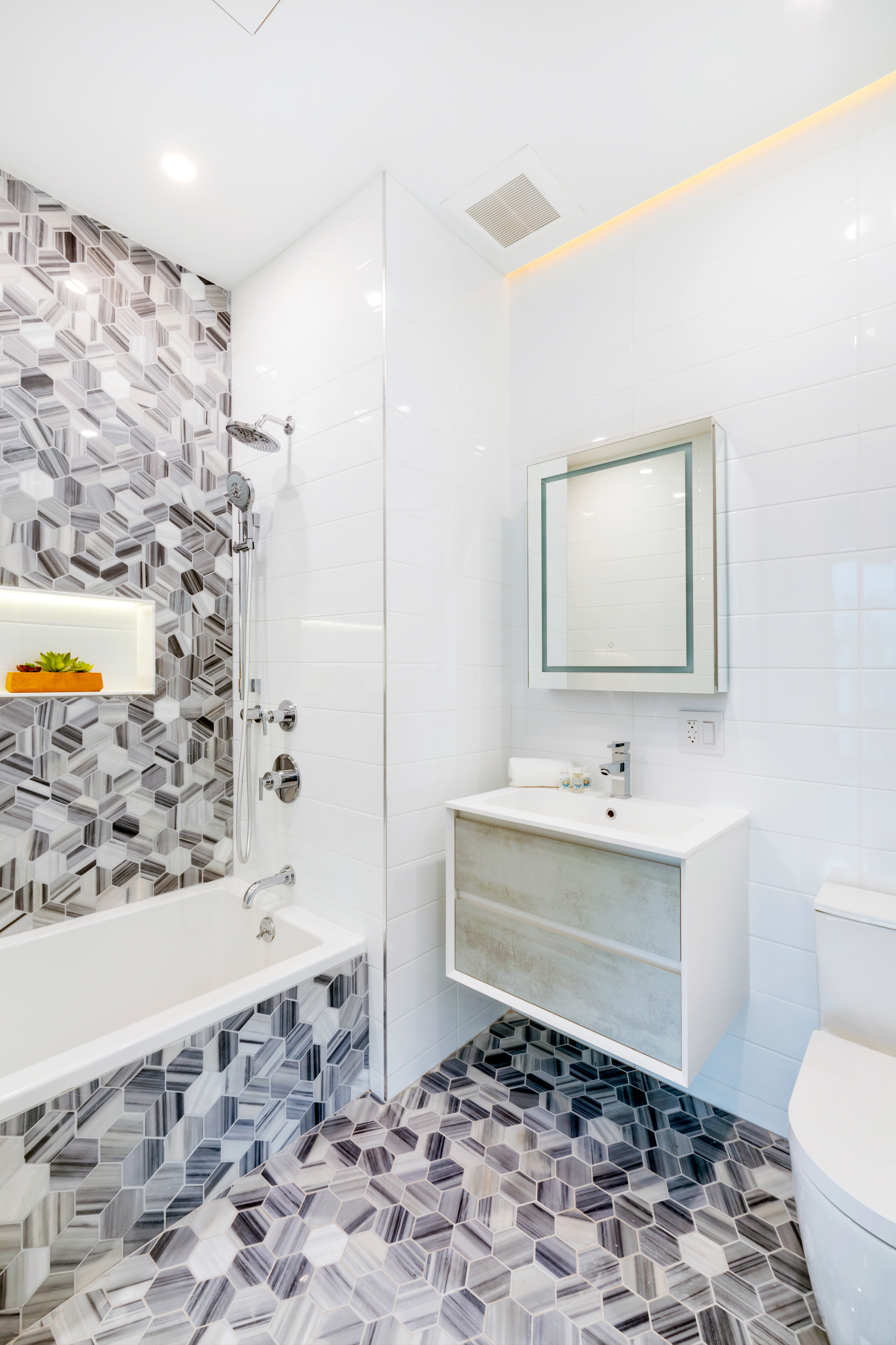 147 14th Street, Unit 3 Brooklyn, NY 11215 - Photo 7 of 10