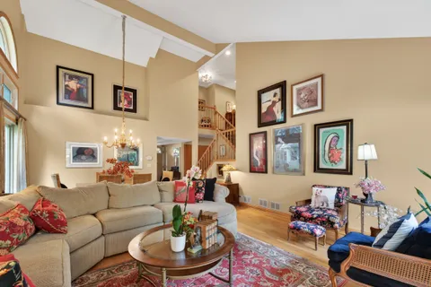$475,000 | 1507 Acorn Court, Unit O, Wheeling, IL 60090
