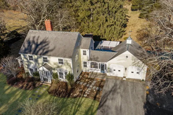 $1,495,000 | 555 Great Road, Lincoln, RI 02865