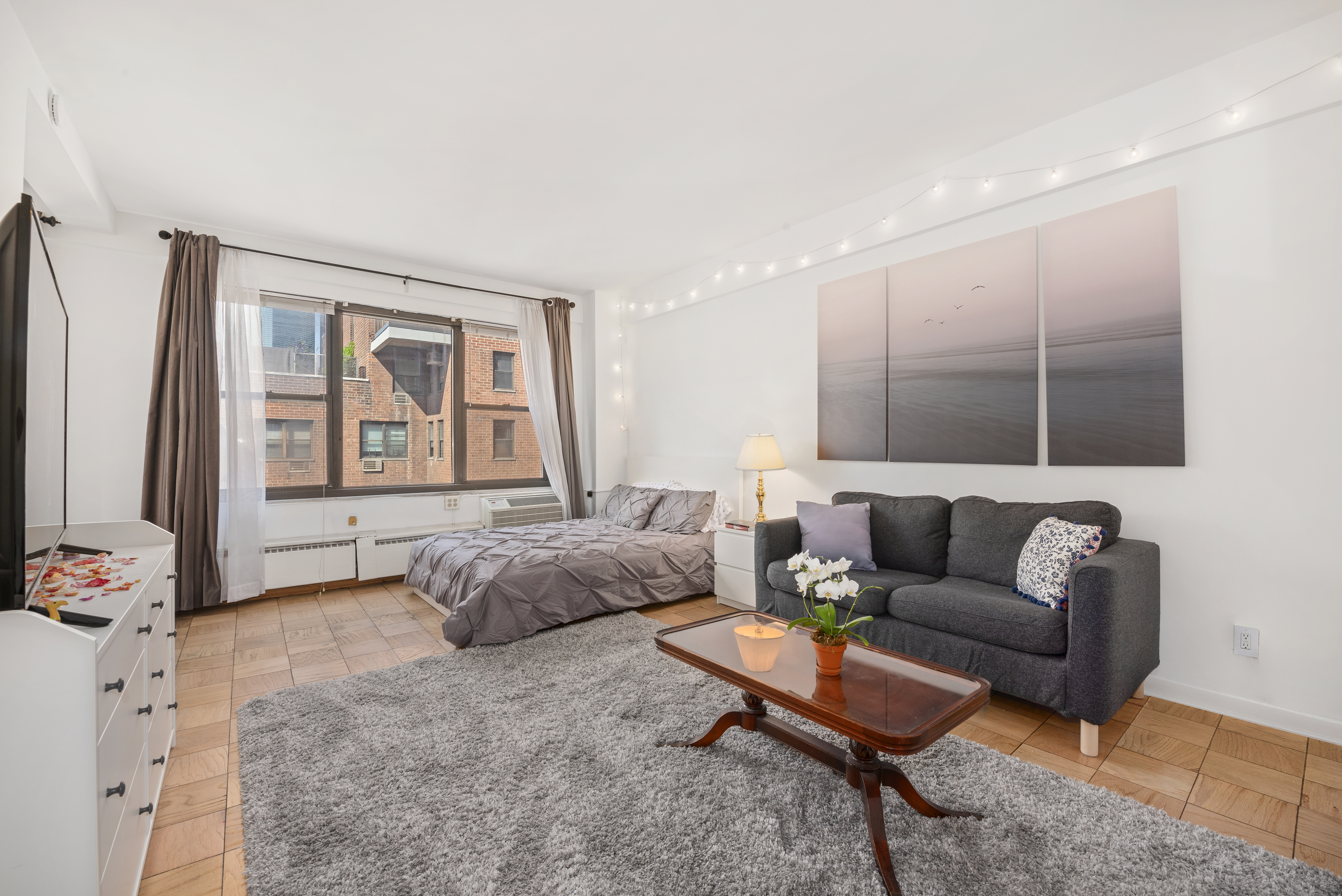 2 Tudor City Place, Unit 11NS Manhattan, NY 10017 - Photo 3 of 9 Gallery Image 3