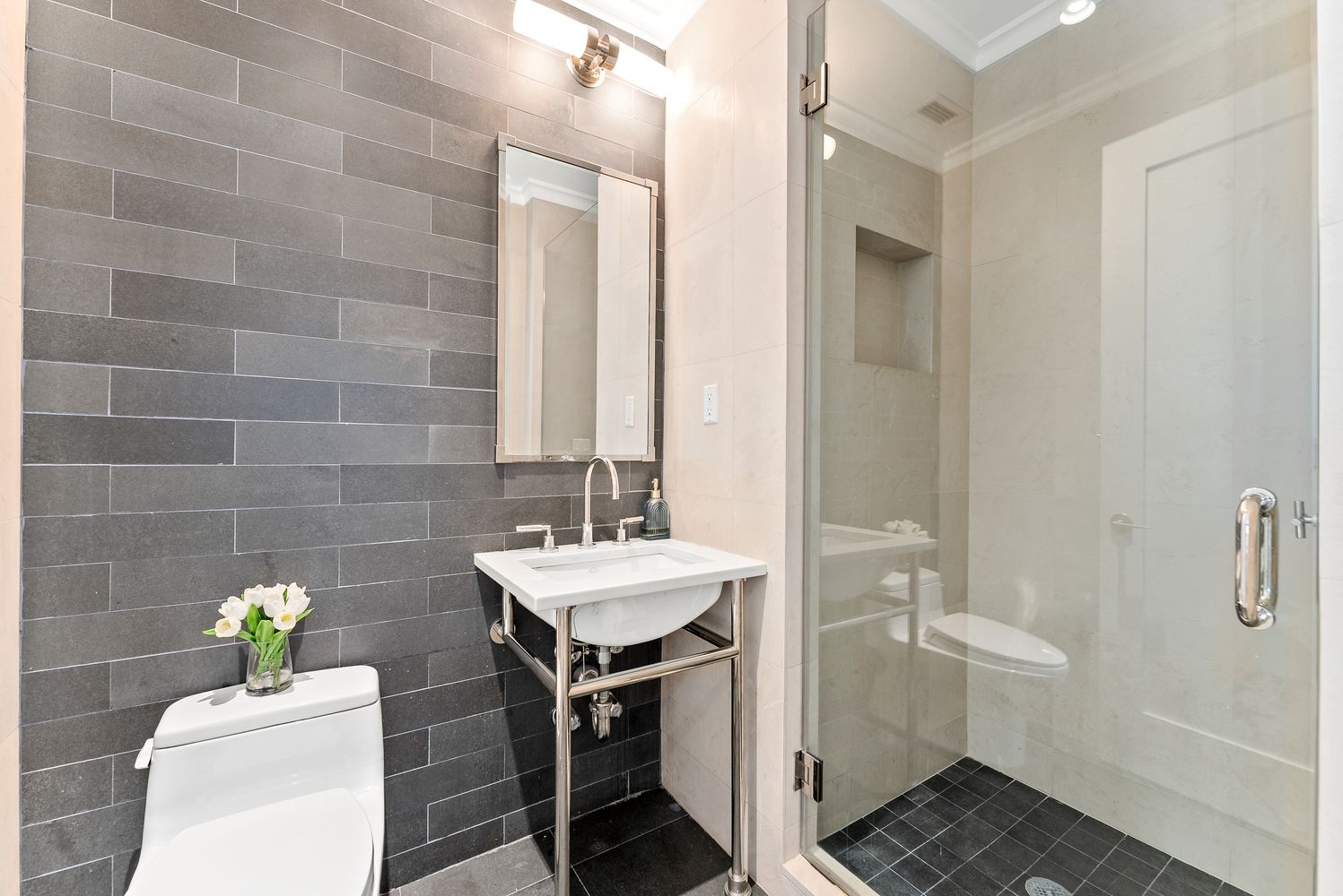 $3,200,000 | 15 West 20th Street, Unit 9A | Flatiron