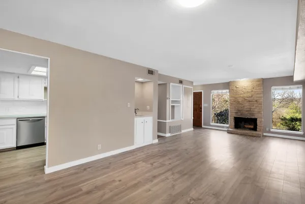 $435,000 | 3607 Las Colinas Drive, Unit B, Austin, TX 78731