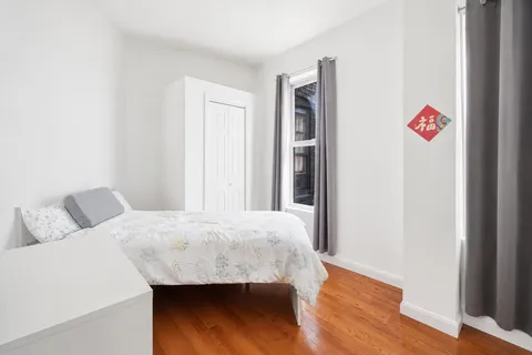 $7,895 | 205 West 103rd Street, Unit 6B | Upper West Side
