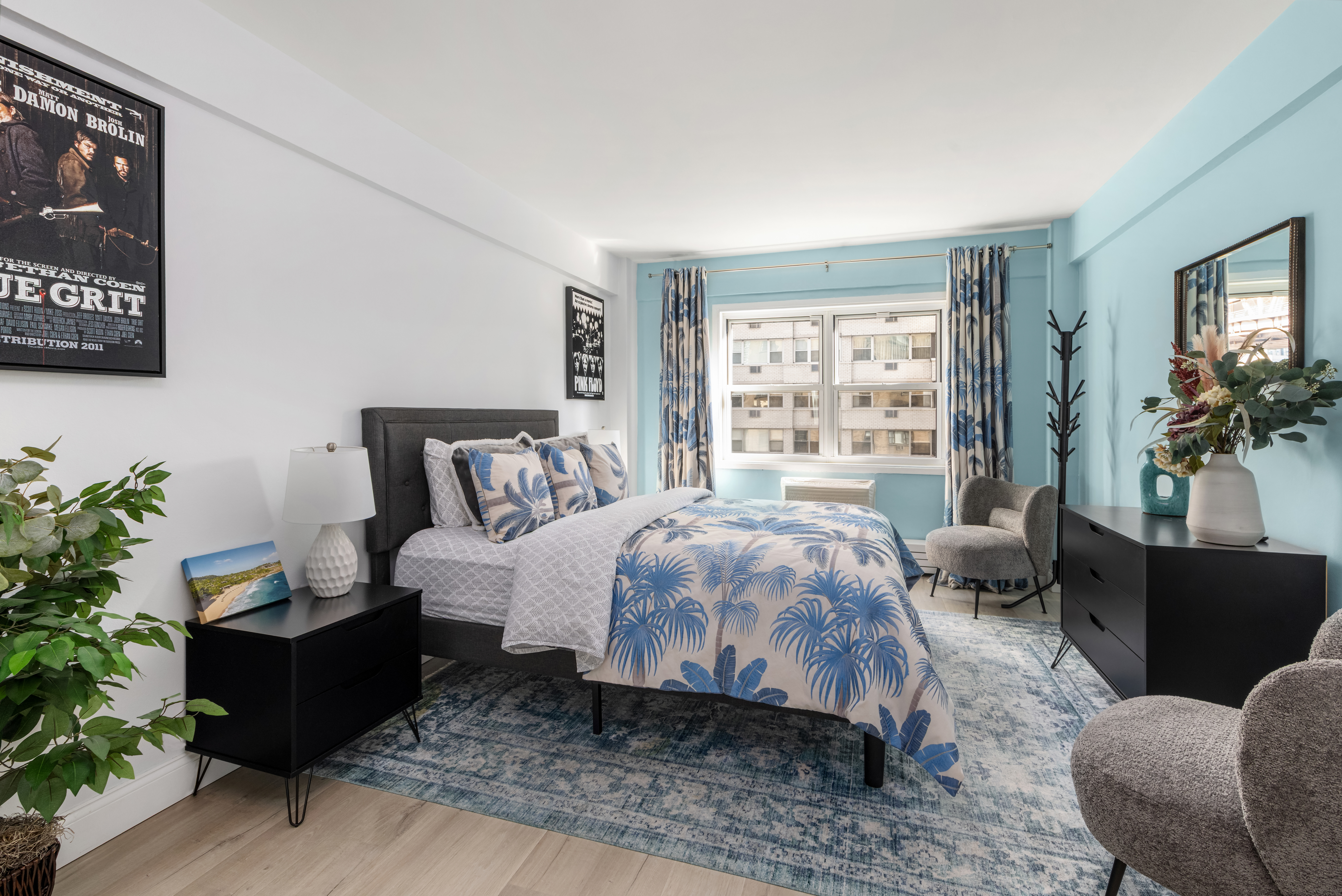 40 Sutton Place, Unit 4J Manhattan, NY 10022 - Photo 3 of 8